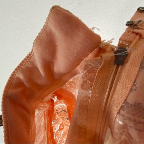 Vintage lace overlay peach dress size 18 - Picture 2 of 6